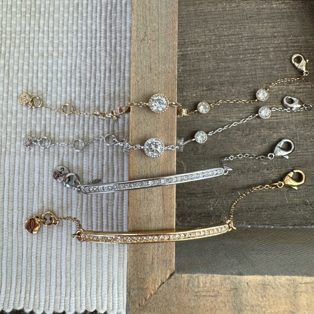 Chloe & Isabel set of 4 bracelets. 2 Gold and 2 Silver